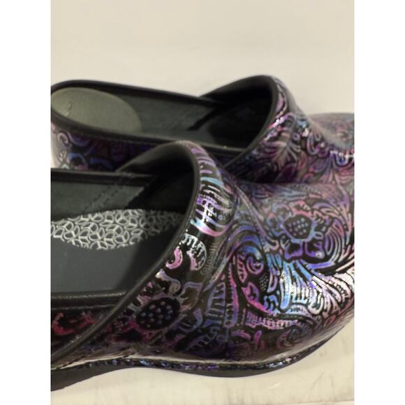 Dansko XP 2.0 Clogs 39 Floral Paisley Patent Nursing Work Comfort Purple - Picture 5 of 12